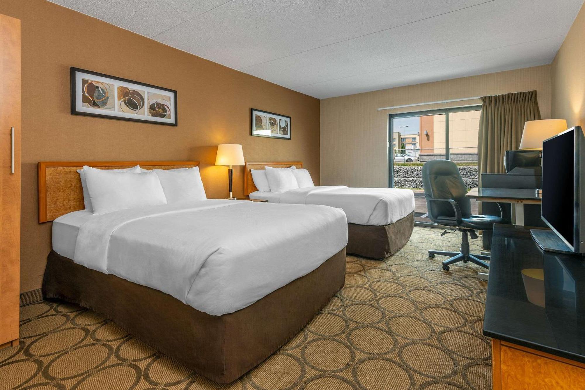 Comfort Inn 3*